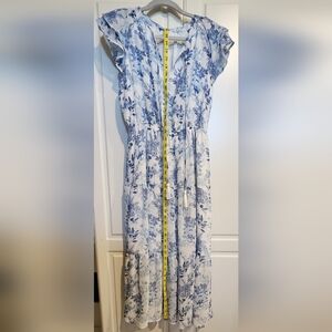 Floral Blue and White Dress, Flutter Sleeve Size M